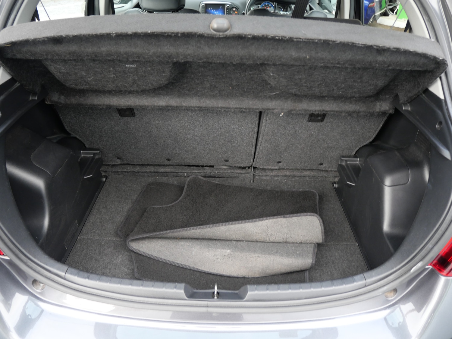 Used Toyota Yaris 2015 for sale - 76637922: Photo 40