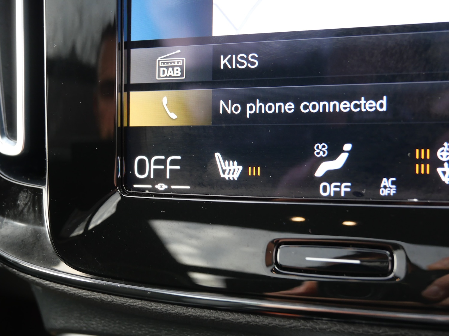 Used Volvo XC40 2022 for sale - 76637936: Photo 24