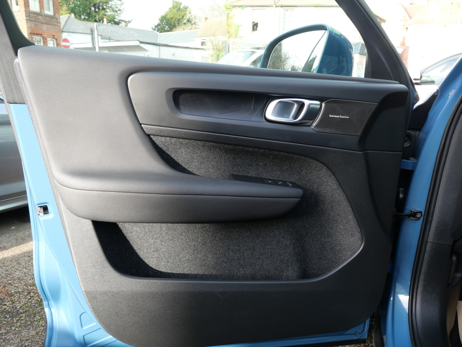 Used Volvo XC40 2022 for sale - 76637936: Photo 49