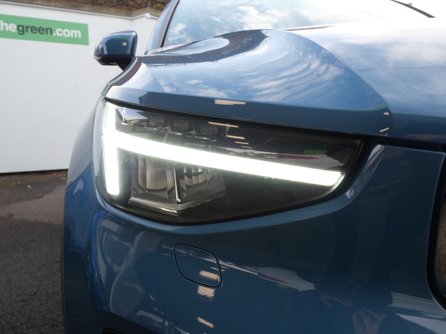 Used Volvo XC40 2022 for sale - 76637936: Photo 59