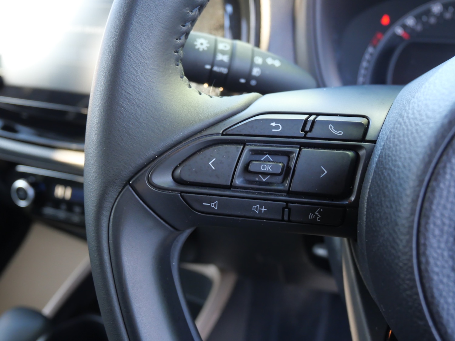 Used Toyota Aygo X 2023 for sale - 76653926: Photo 24