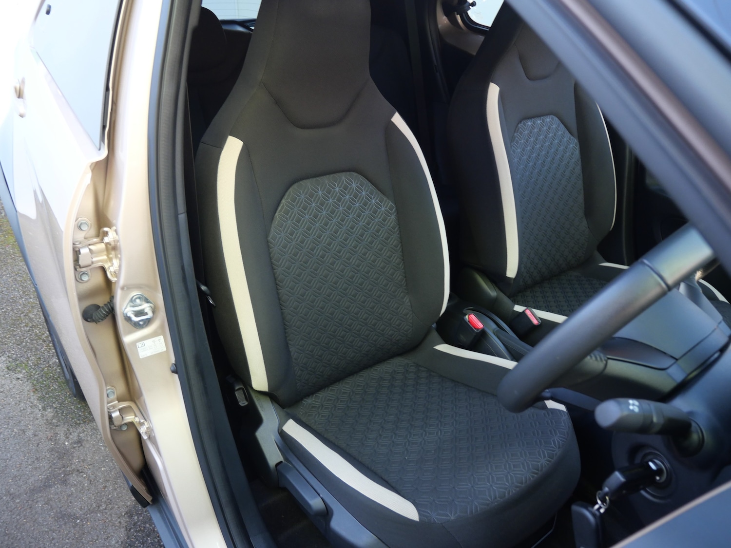 Used Toyota Aygo X 2023 for sale - 76653926: Photo 9