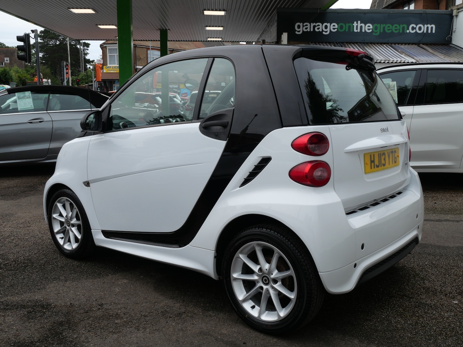 Vehicle 4
