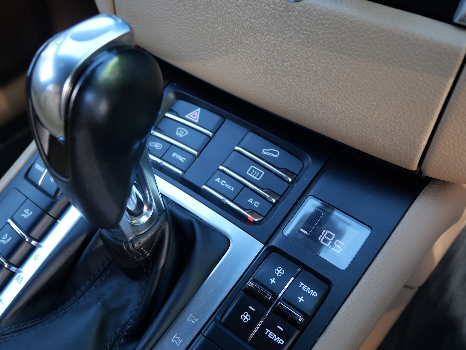 Used Porsche Macan 2016 for sale - 76107036: Photo 23
