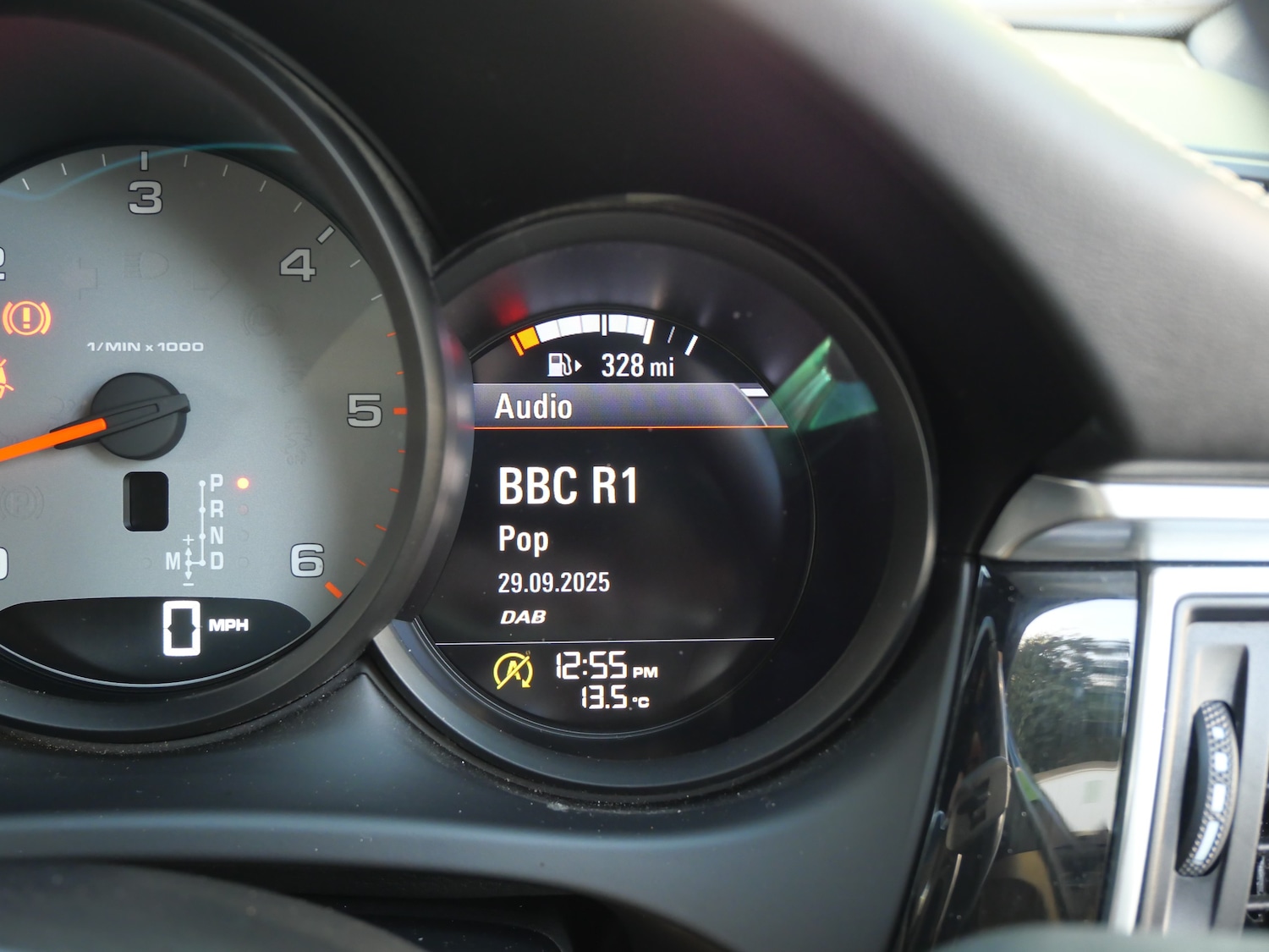 Used Porsche Macan 2016 for sale - 76107036: Photo 39