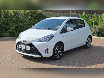 Used Toyota Yaris 2019 for sale - 75754357: Photo