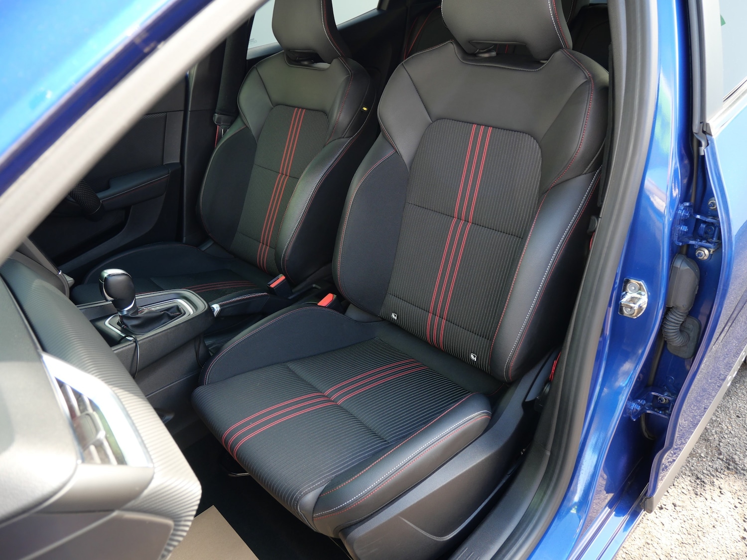 Used Renault Clio 2021 for sale - 76883965: Photo 12