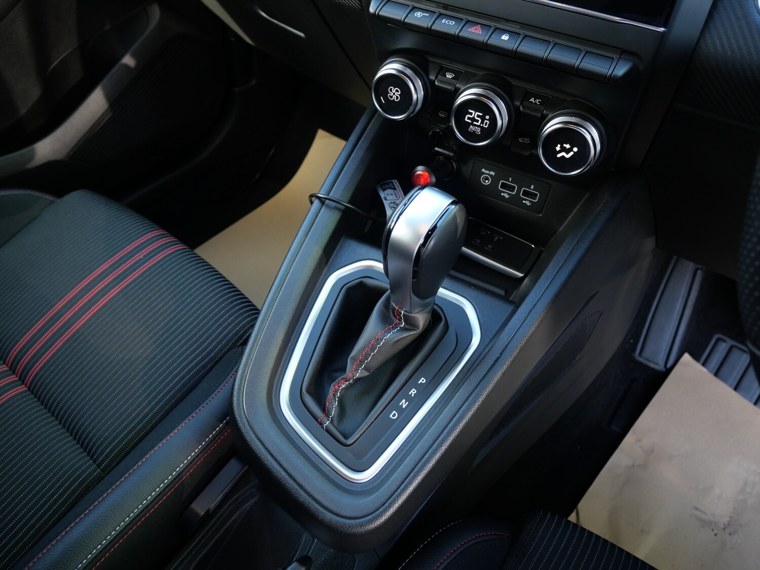 Used Renault Clio 2021 for sale - 76883965: Photo 24