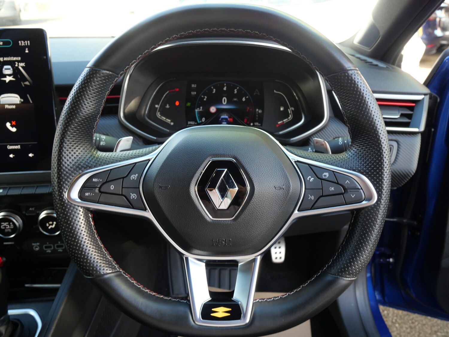 Used Renault Clio 2021 for sale - 76883965: Photo 27