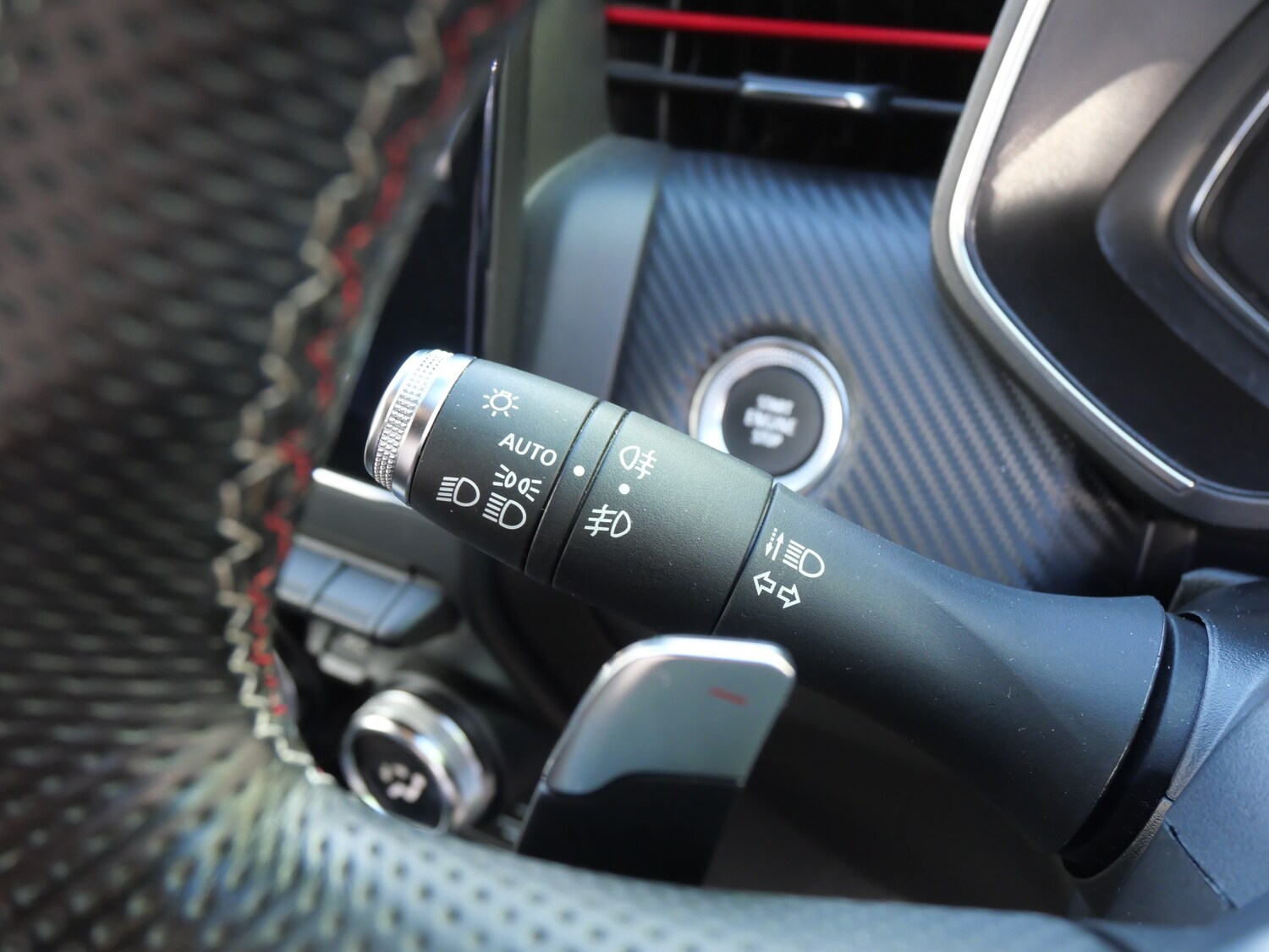 Used Renault Clio 2021 for sale - 76883965: Photo 29