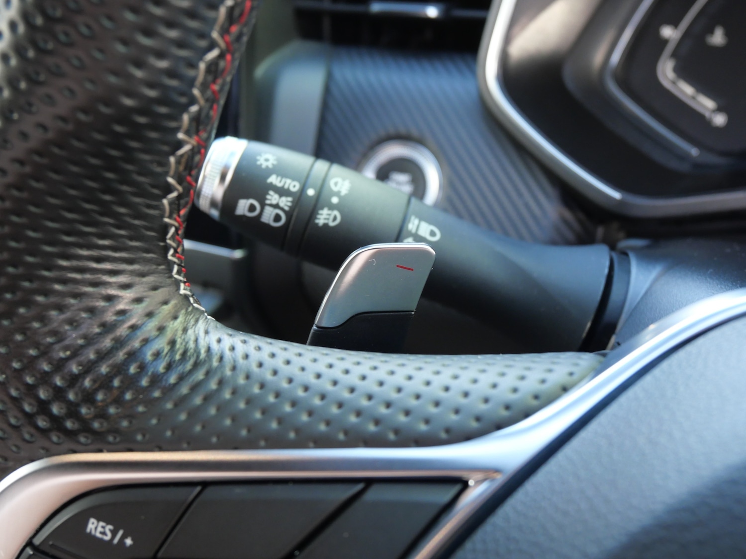 Used Renault Clio 2021 for sale - 76883965: Photo 30