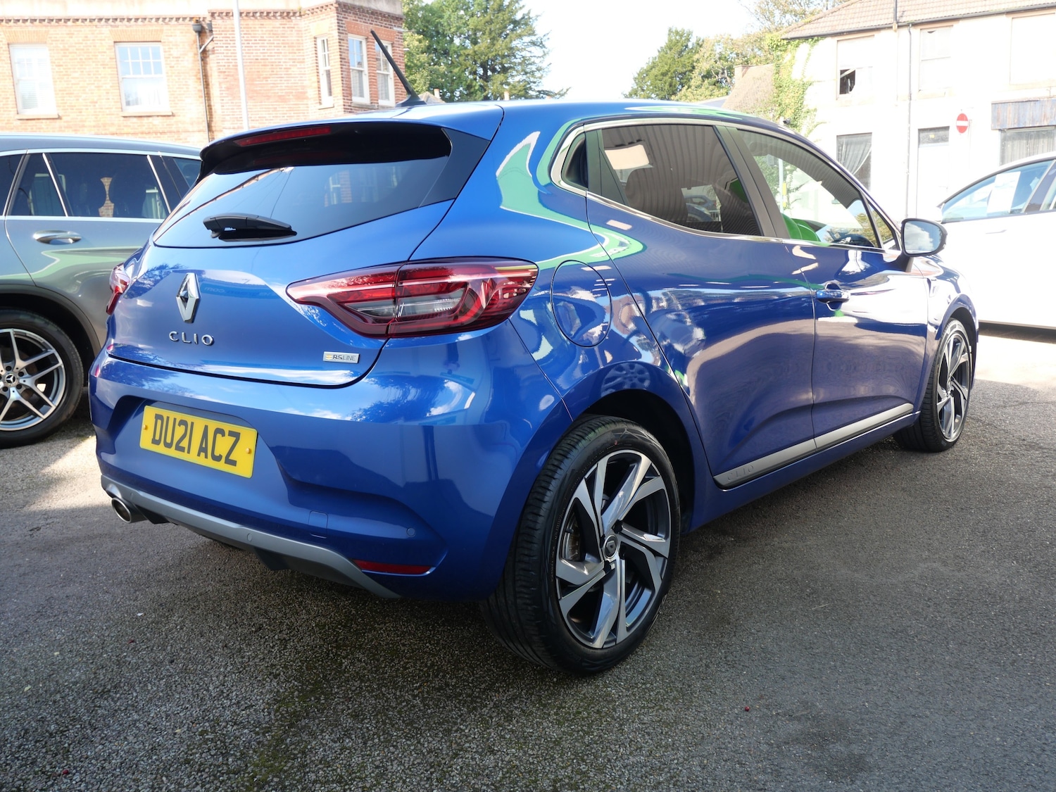 Used Renault Clio 2021 for sale - 76883965: Photo 4
