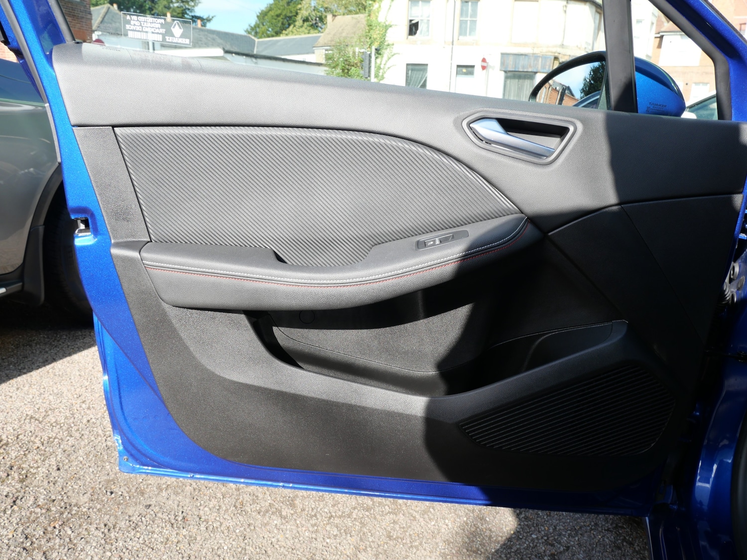 Used Renault Clio 2021 for sale - 76883965: Photo 41