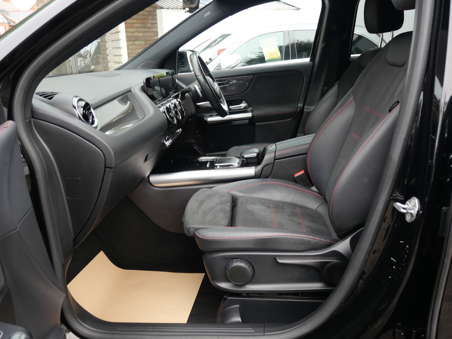 Used Mercedes-Benz GLA 2020 for sale - 75982945: Photo 13