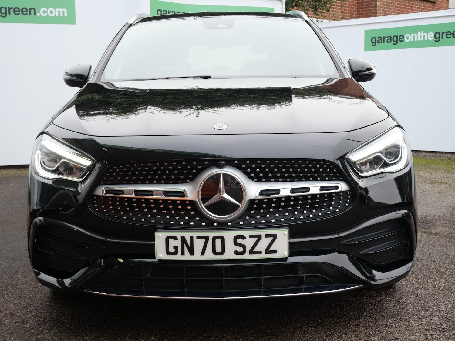 Used Mercedes-Benz GLA 2020 for sale - 75982945: Photo 2