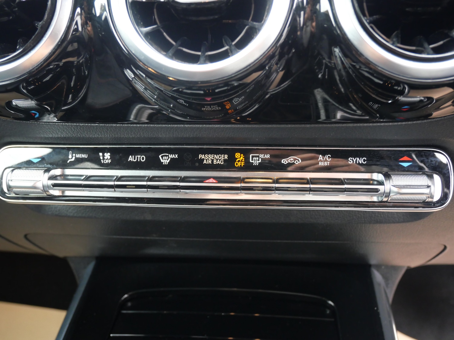 Used Mercedes-Benz GLA 2020 for sale - 75982945: Photo 22