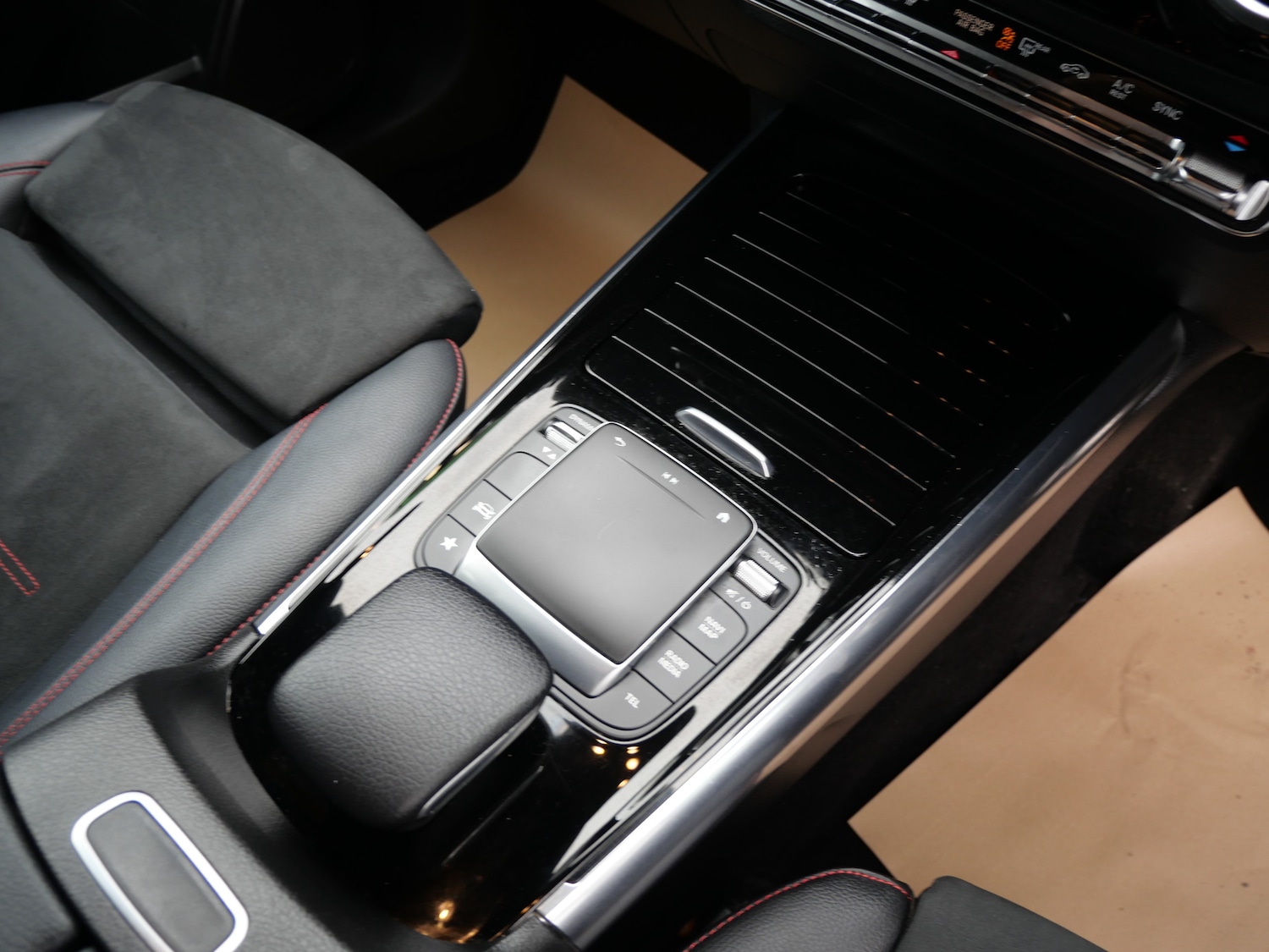 Used Mercedes-Benz GLA 2020 for sale - 75982945: Photo 23