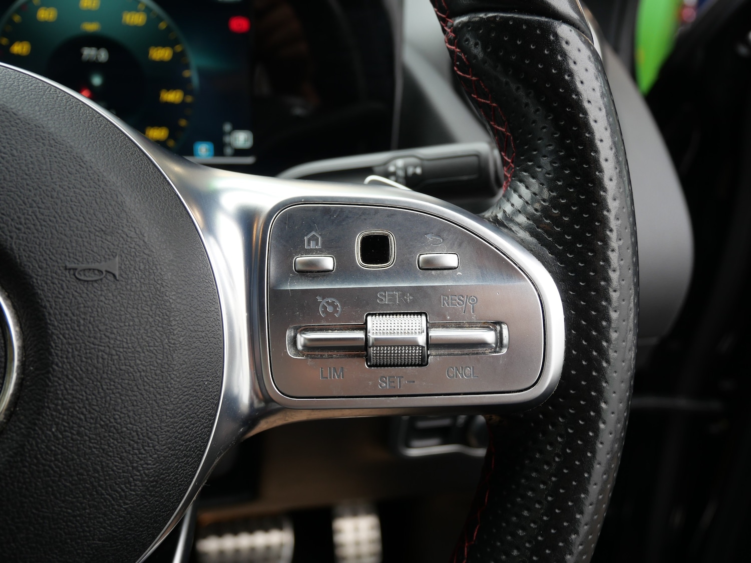 Used Mercedes-Benz GLA 2020 for sale - 75982945: Photo 33