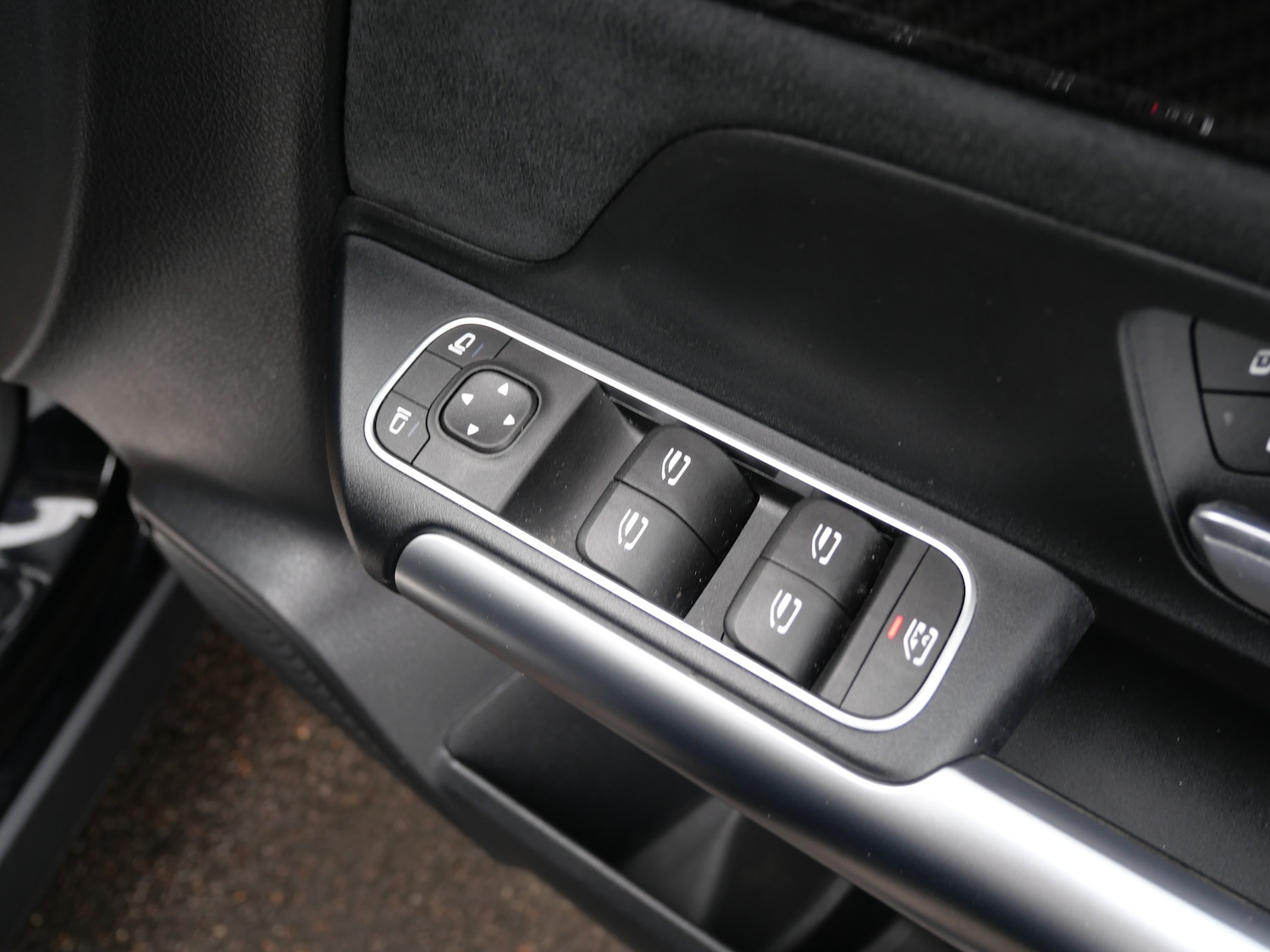 Used Mercedes-Benz GLA 2020 for sale - 75982945: Photo 38