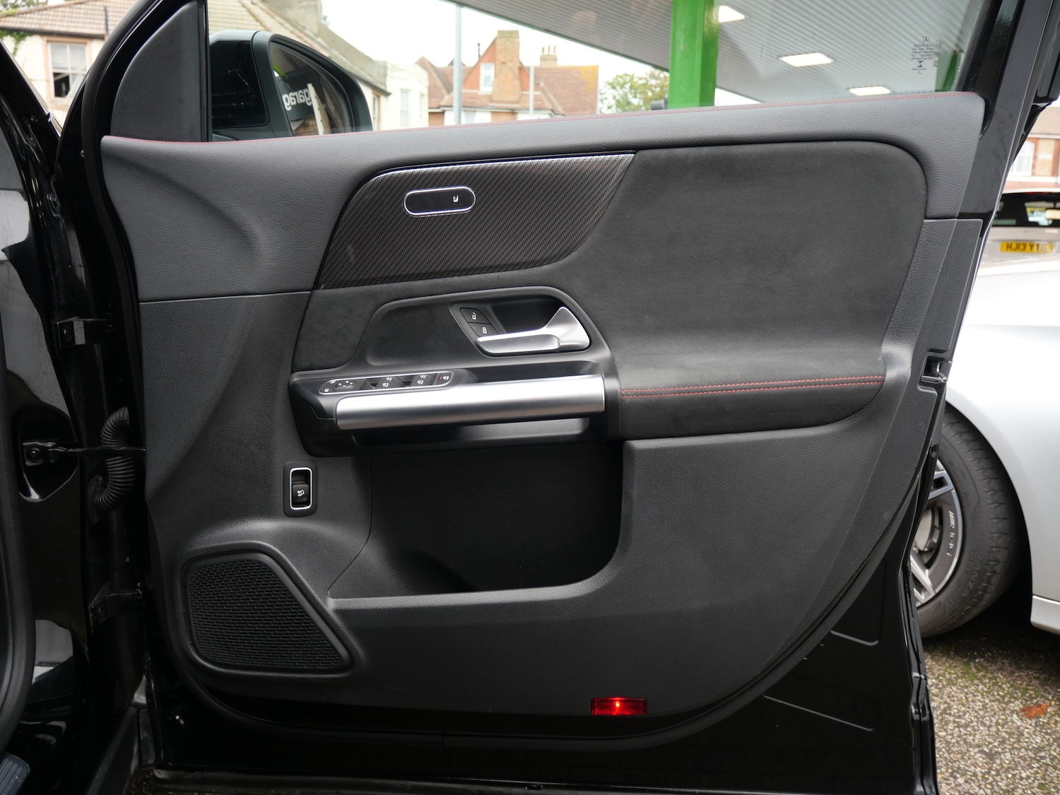 Used Mercedes-Benz GLA 2020 for sale - 75982945: Photo 41