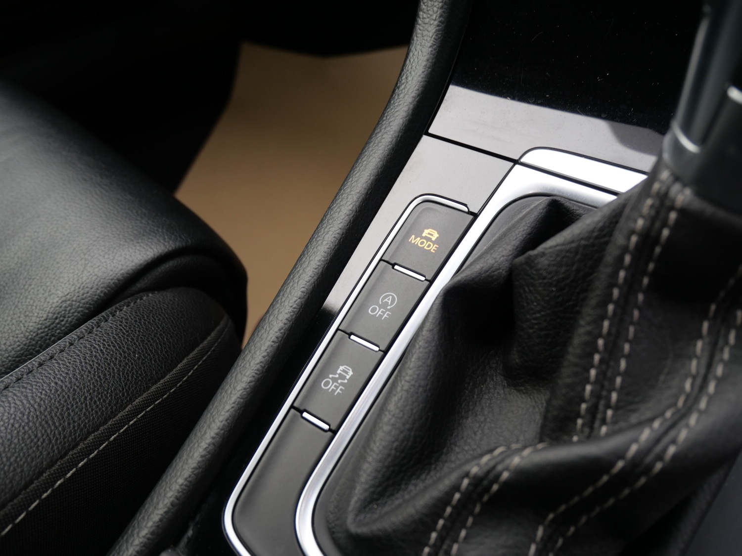 Used Volkswagen Golf 2017 for sale - 76637944: Photo 26