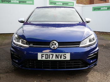 Used Volkswagen Golf 2017 for sale - 76637944: Photo