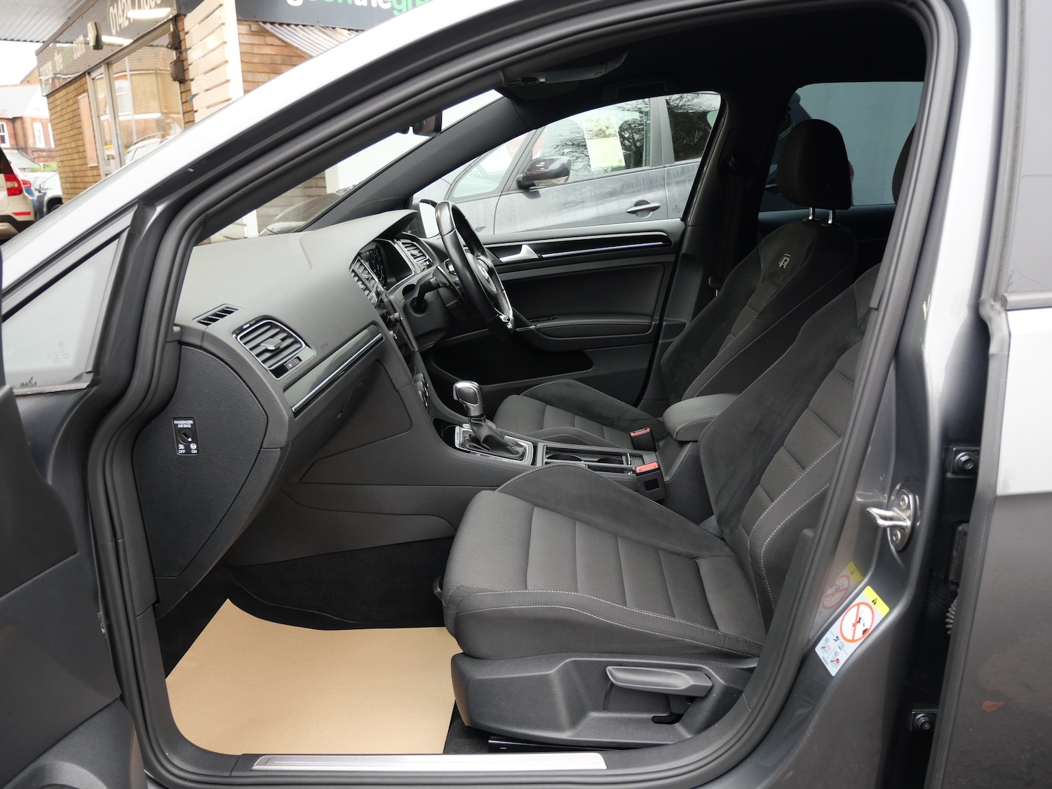 Used Volkswagen Golf 2020 for sale - 76892326: Photo 13