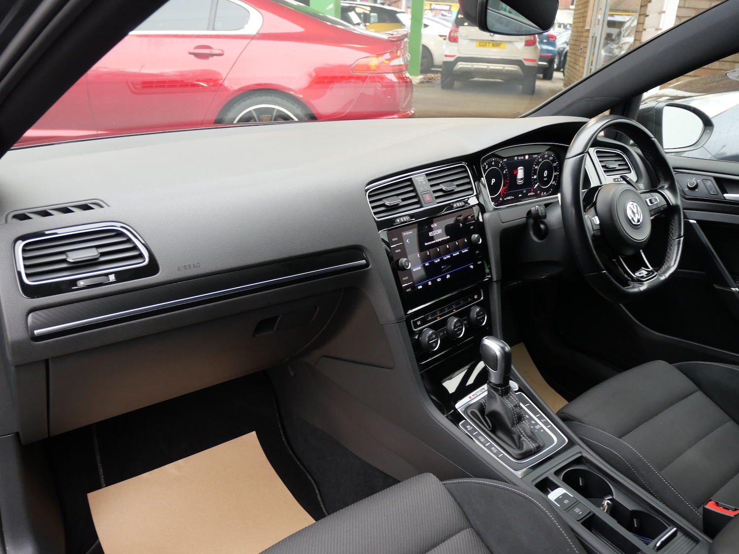 Used Volkswagen Golf 2020 for sale - 76892326: Photo 14