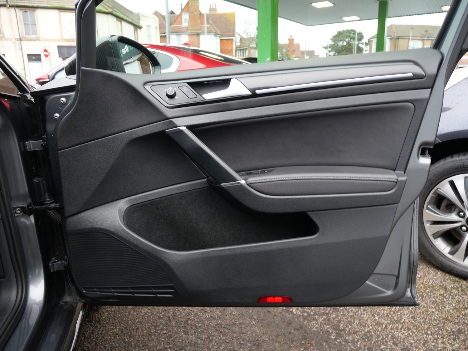 Used Volkswagen Golf 2020 for sale - 76892326: Photo 45