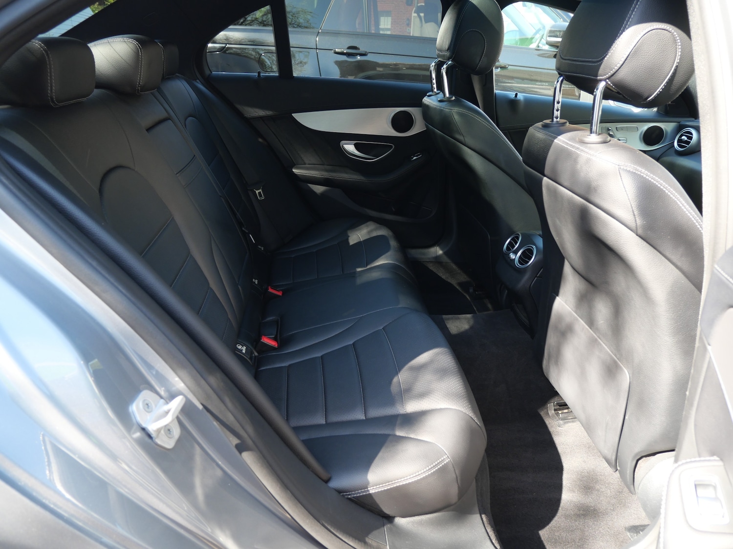 Used Mercedes-Benz C Class 2015 for sale - 77701498: Photo 10