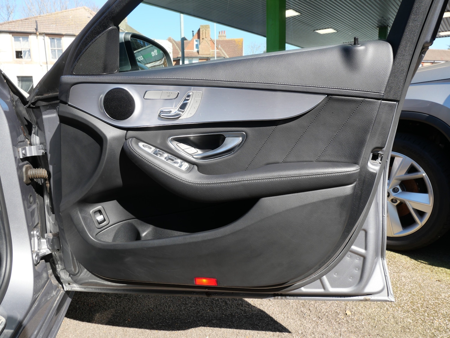 Used Mercedes-Benz C Class 2015 for sale - 77701498: Photo 39