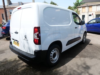 Used Peugeot e-Partner 2023 for sale - 78646521: Photo
