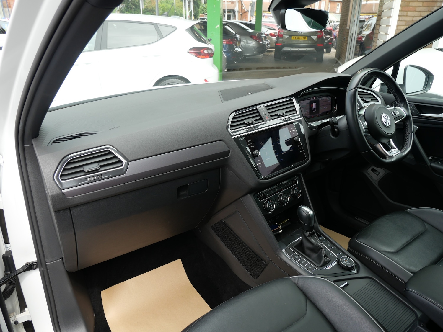 Used Volkswagen Tiguan 2019 for sale - 76650373: Photo 15