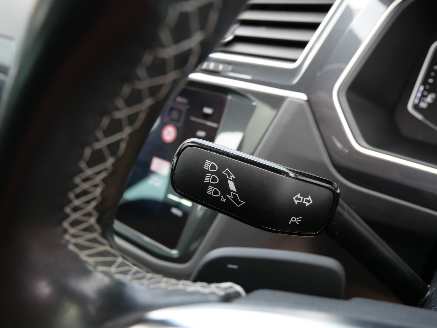 Used Volkswagen Tiguan 2019 for sale - 76650373: Photo 35