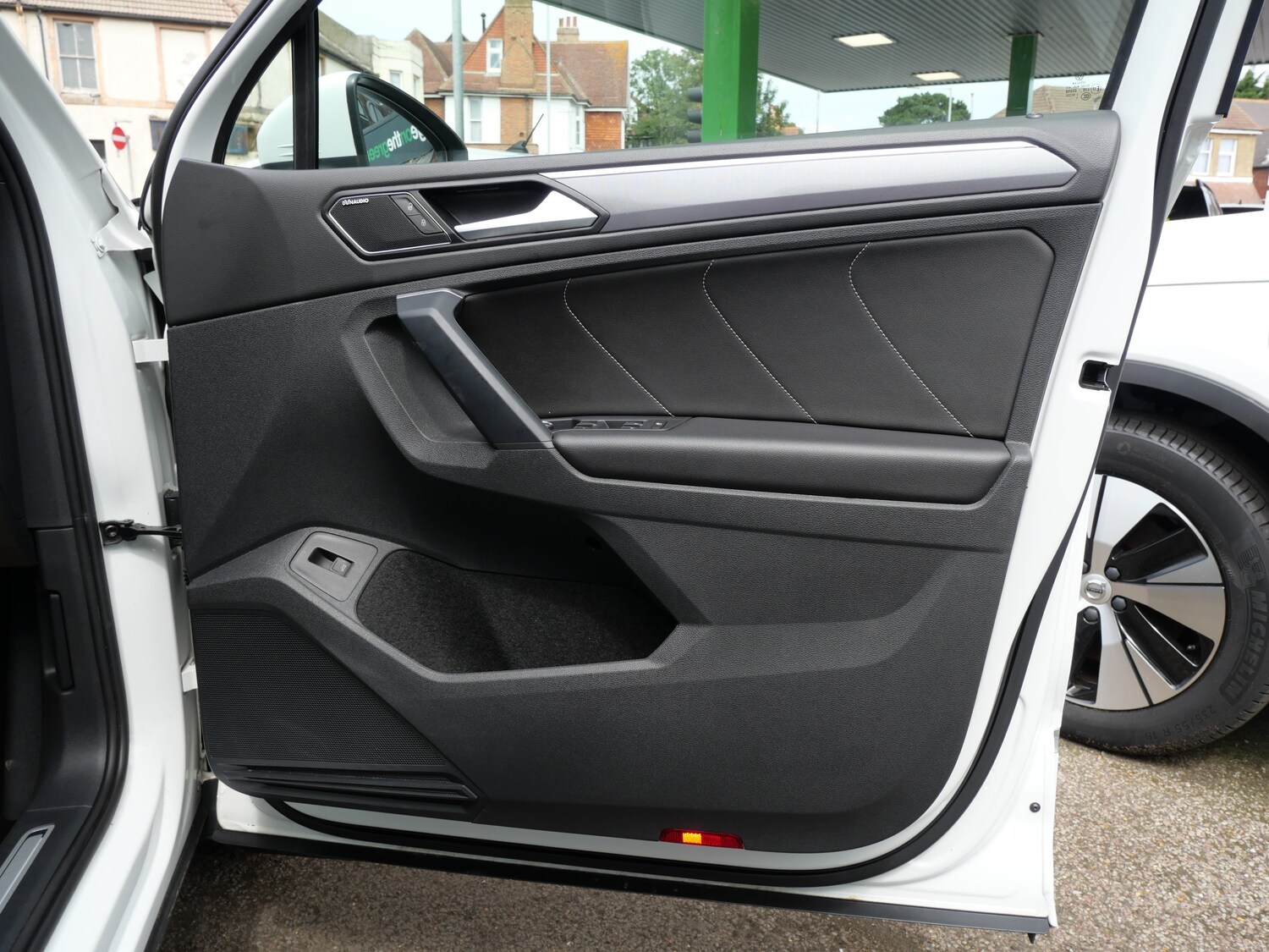 Used Volkswagen Tiguan 2019 for sale - 76650373: Photo 52