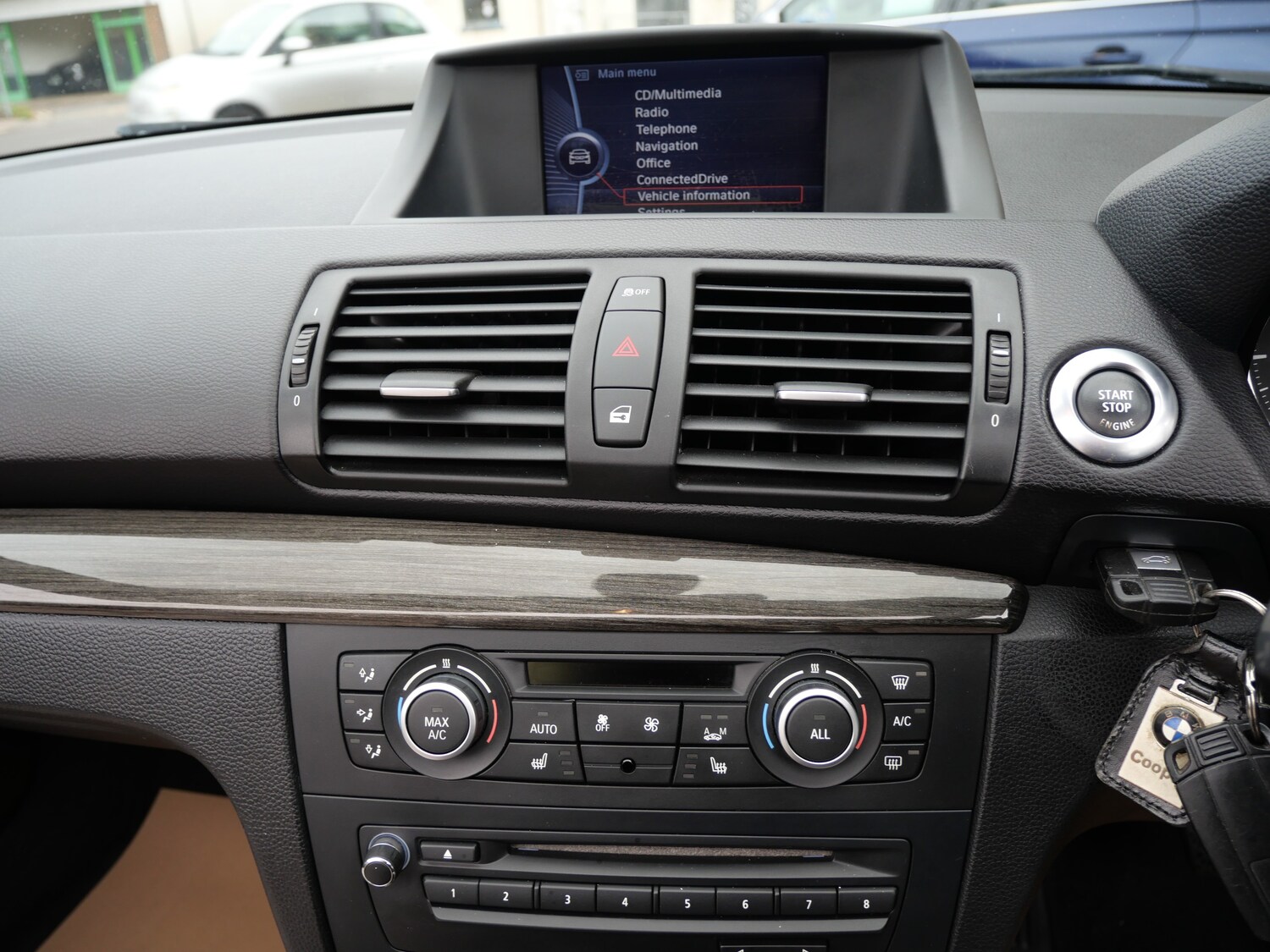 Used BMW 1 Series 2013 for sale - 76236897: Photo 28