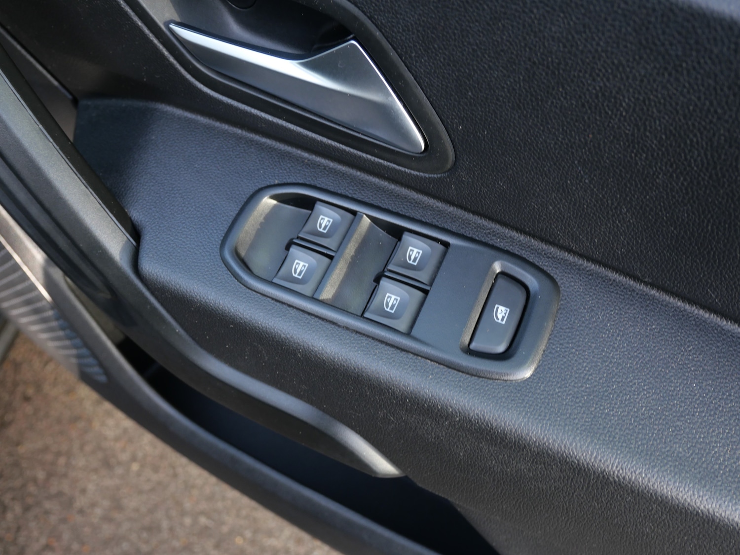 Used Dacia Duster 2022 for sale - 77593268: Photo 32