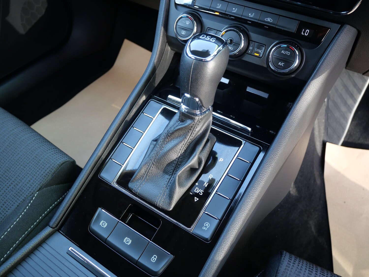 Used Skoda Superb 2016 for sale - 77546175: Photo 22