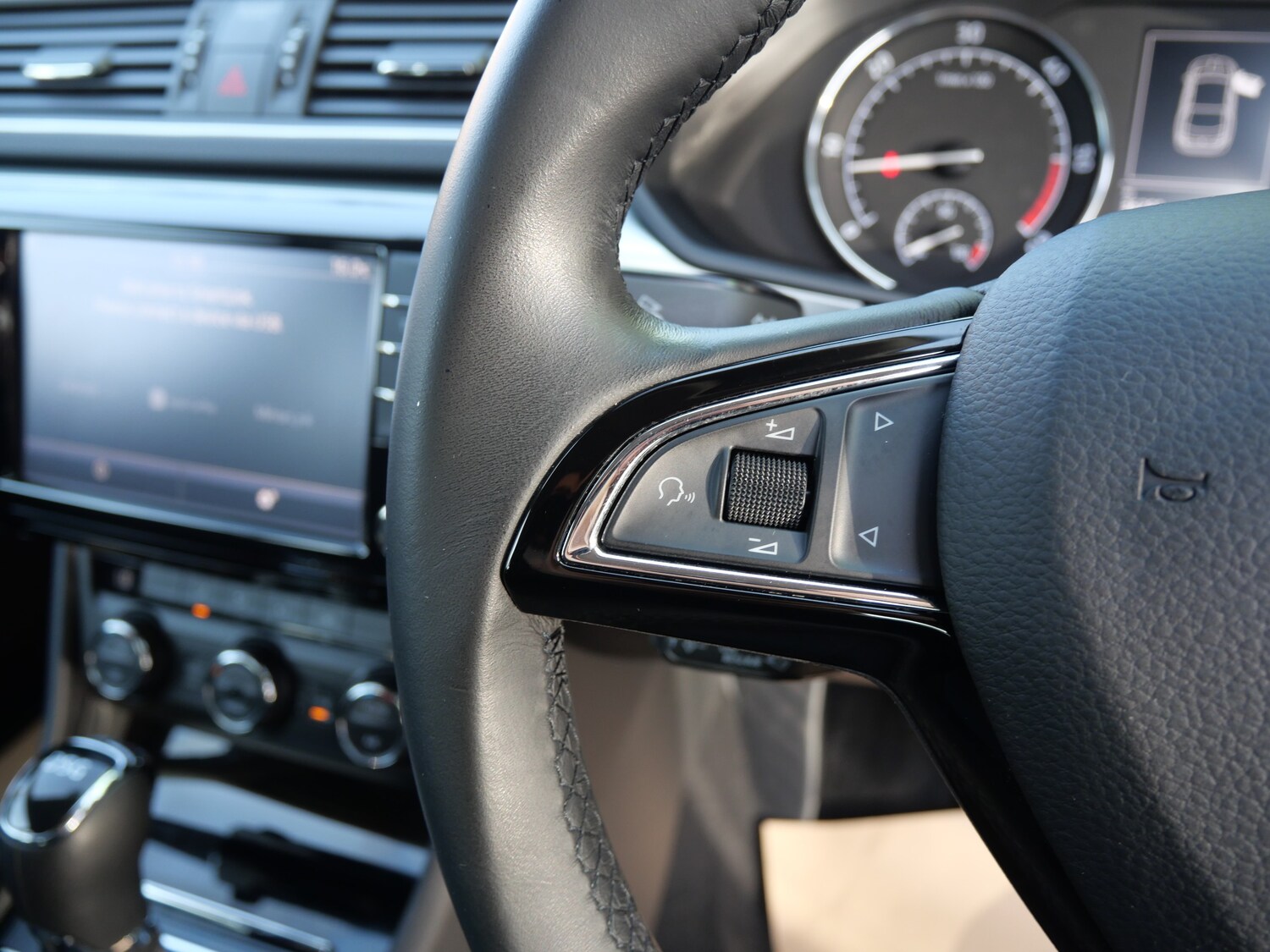 Used Skoda Superb 2016 for sale - 77546175: Photo 26