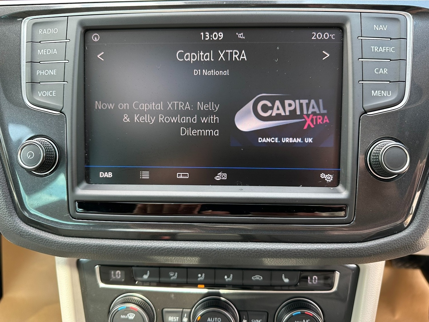 Used Volkswagen Tiguan 2016 for sale - 77688207: Photo 16