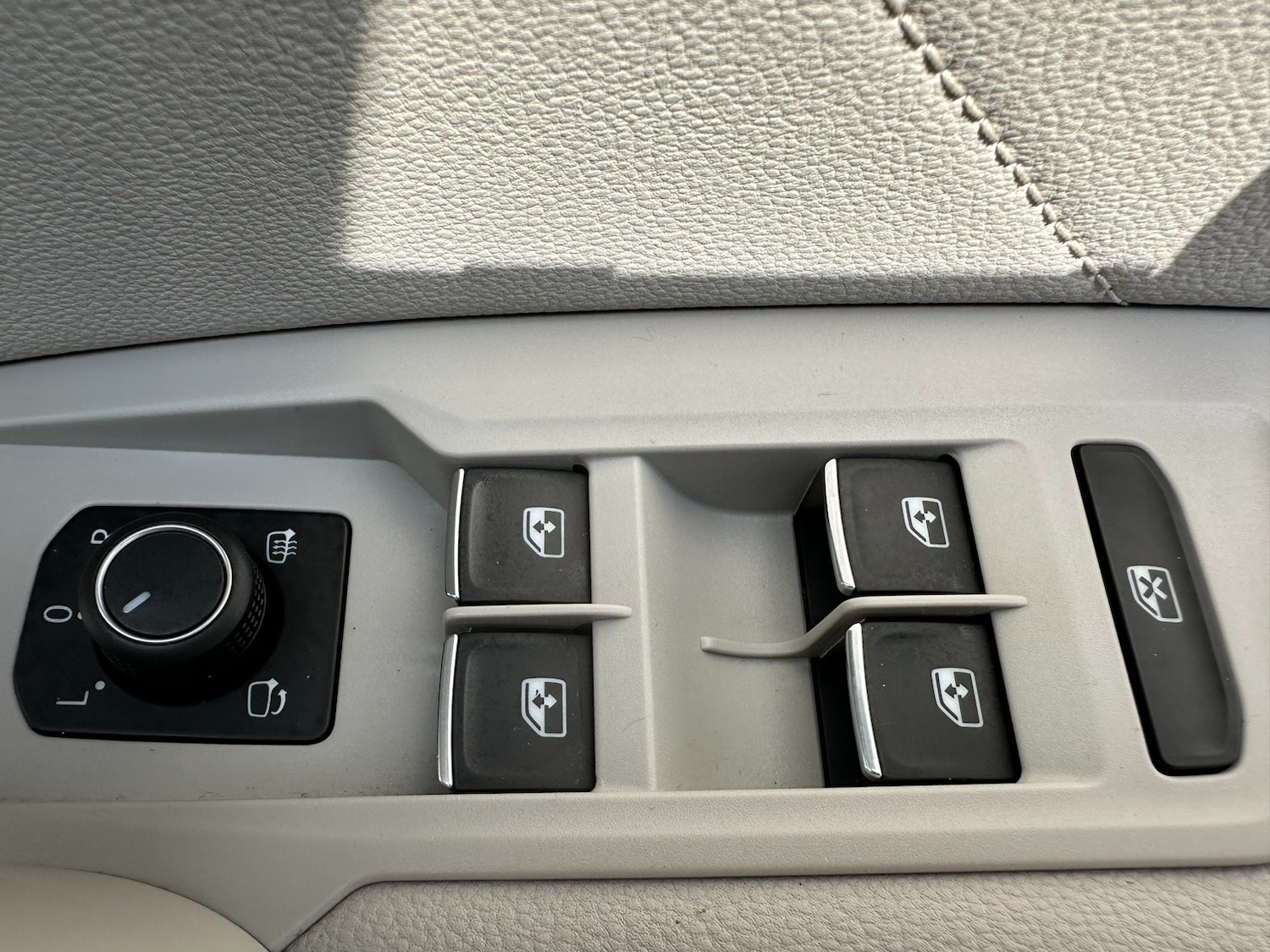 Used Volkswagen Tiguan 2016 for sale - 77688207: Photo 24