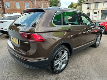 Used Volkswagen Tiguan 2016 for sale - 77688207: Photo