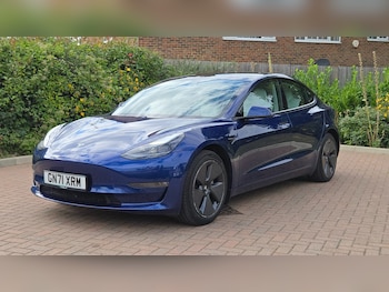 Used Tesla Model 3 2021 for sale - 75655701: Photo