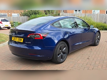 Used Tesla Model 3 2021 for sale - 75655701: Photo