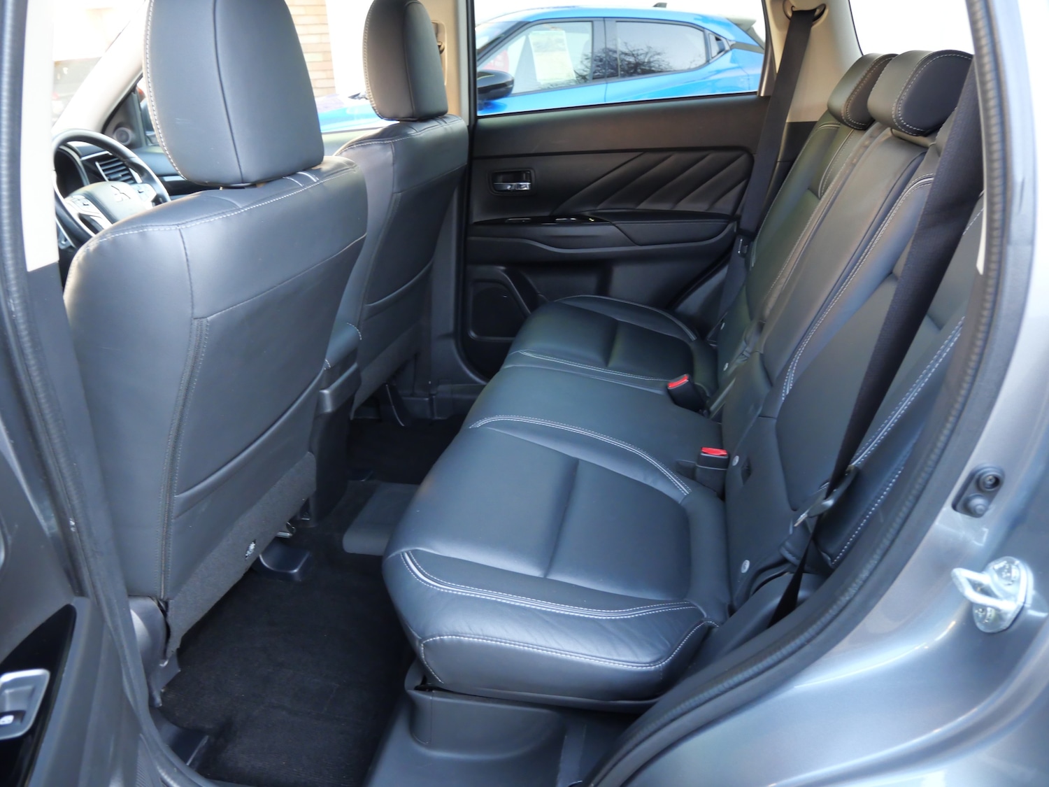 Used Mitsubishi Outlander 2018 for sale - 76637928: Photo 11