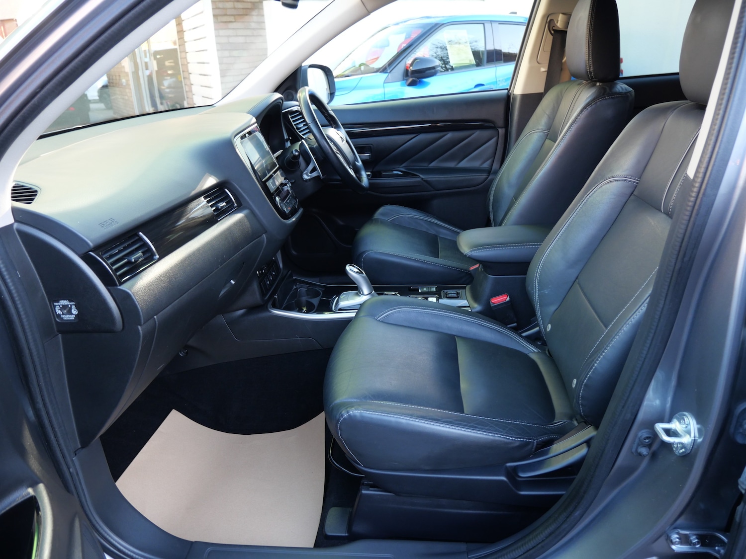 Used Mitsubishi Outlander 2018 for sale - 76637928: Photo 13