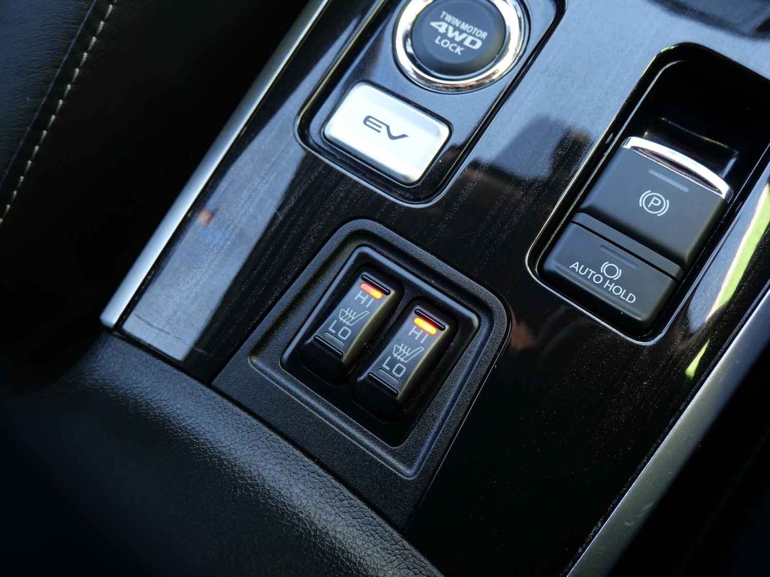 Used Mitsubishi Outlander 2018 for sale - 76637928: Photo 28