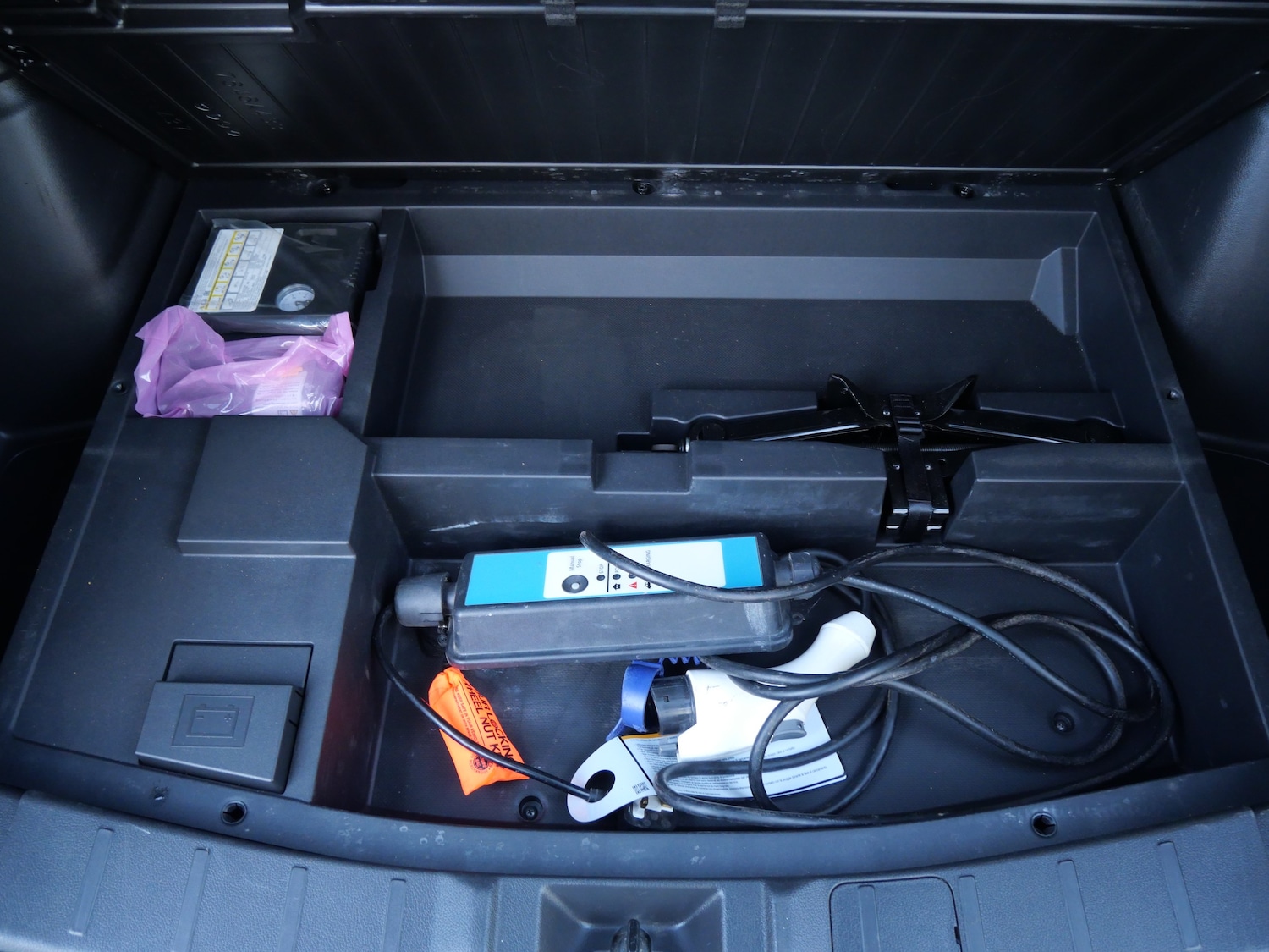 Used Mitsubishi Outlander 2018 for sale - 76637928: Photo 48