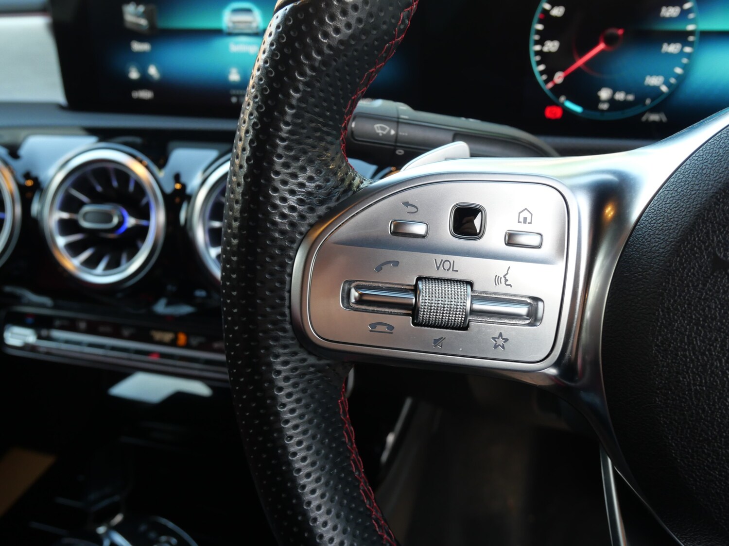 Used Mercedes-Benz CLA 2021 for sale - 76961866: Photo 34