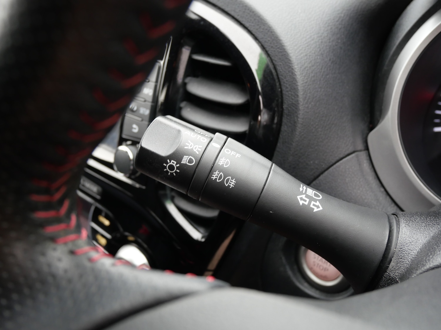 Used Nissan Juke 2016 for sale - 76637940: Photo 25